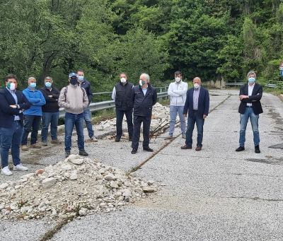 Consegnati i lavori per la ristrutturazione del Ponte a Tre Occhi Consegnati i lavori per la ristrutturazione del Ponte a Tre Occhi