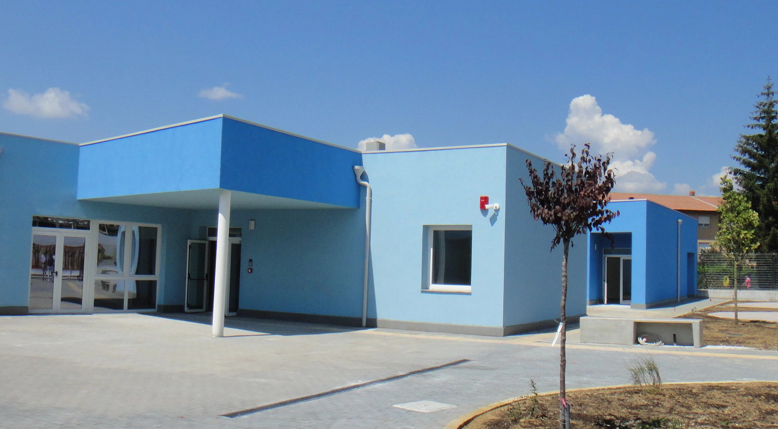 Amatrice, inaugurata scuola intitolata a Sergio Marchionne. Amatrice, inaugurata scuola intitolata a Sergio Marchionne.